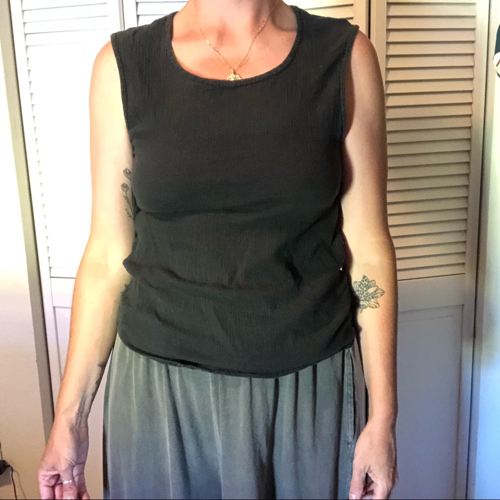 Curator SF brand sleeveless top